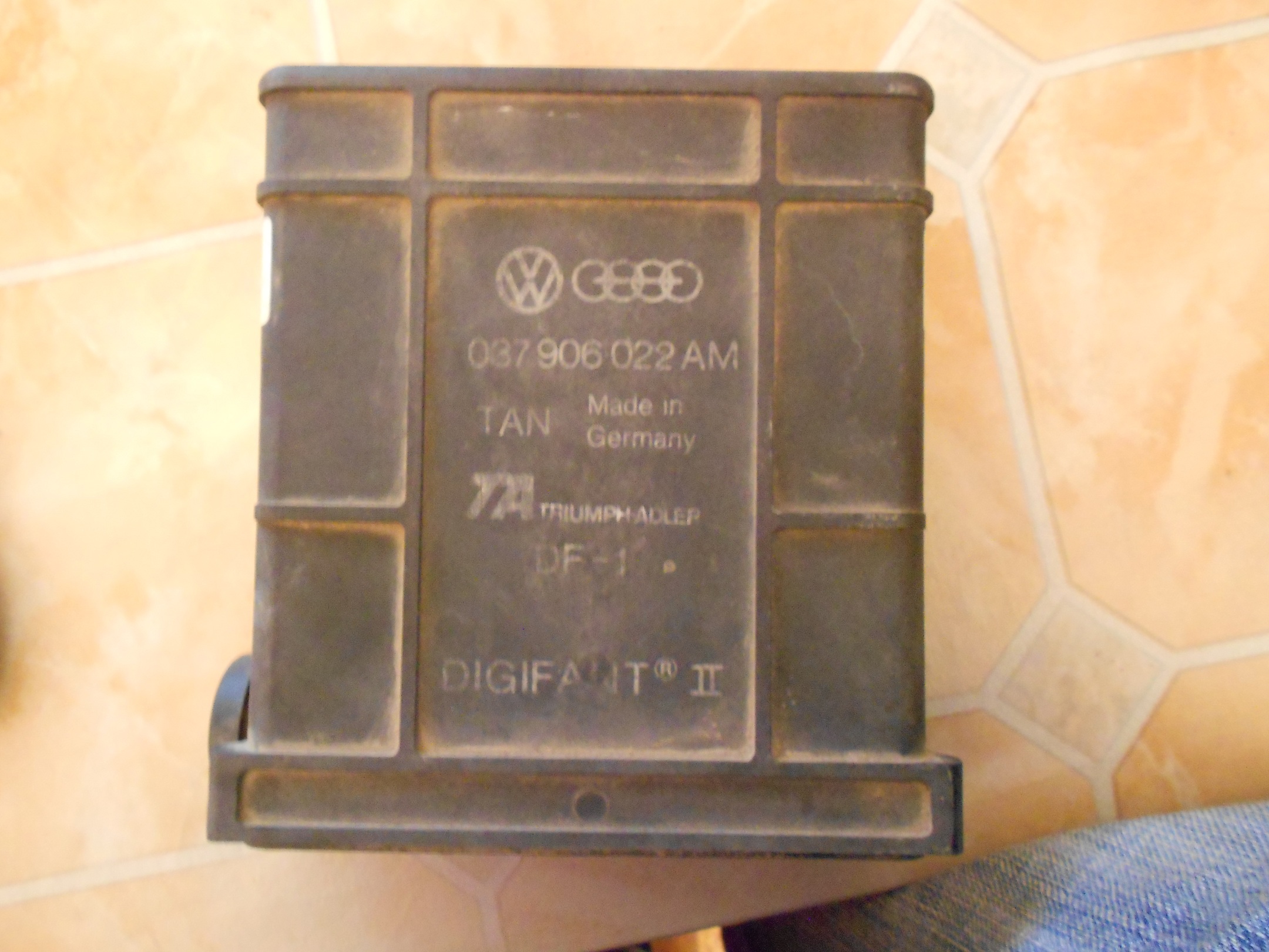 3ee5a97e0cdde9910ca98f75bd1f4f40.jpg