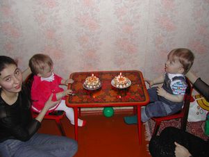 Австралийским детям воспретили задувать свечки на тортиках