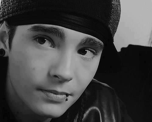 Том каулитц 2010. Tom Kaulitz 2010. Том Каулитц 2007. Том Каулитц 2023.